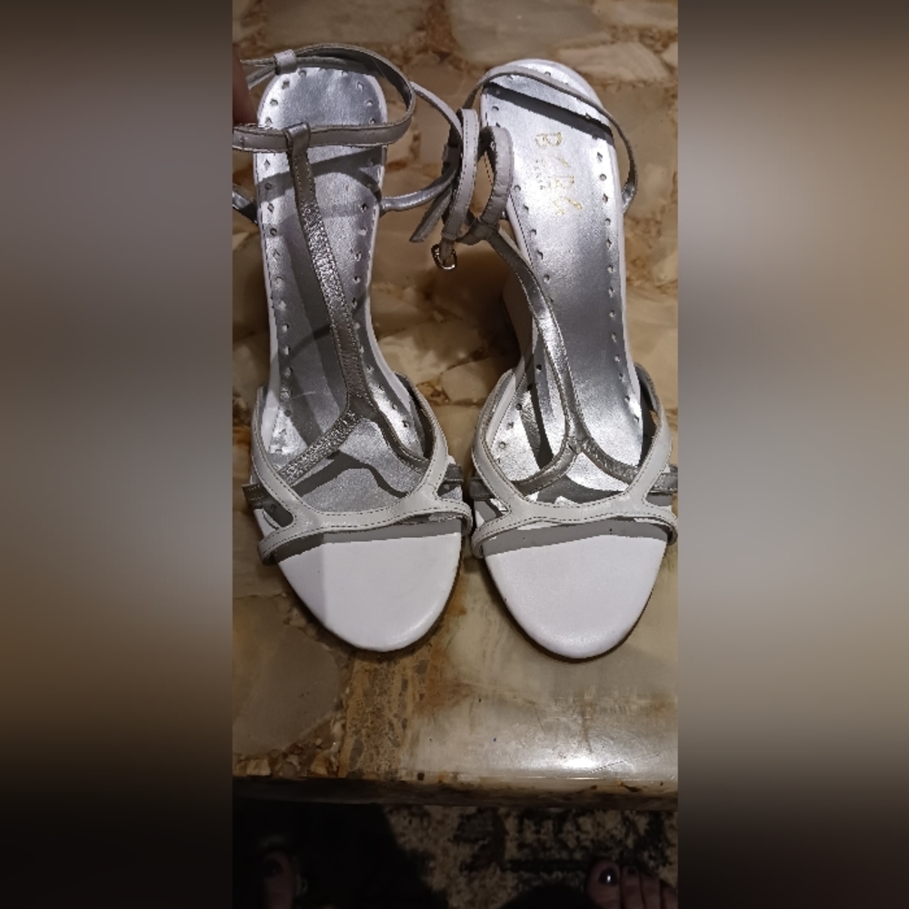 Womans bcbg white and silver wedge sandles size 7